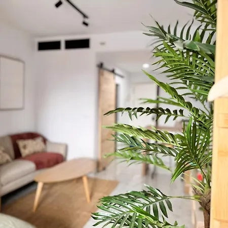 Charming Loft Close To Center - Wifi * Севилья