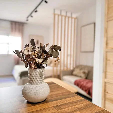 Апартаменты Charming Loft Close To Center - Wifi Севилья
