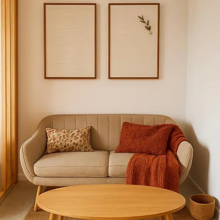 Апартаменты Charming Loft Close To Center - Wifi